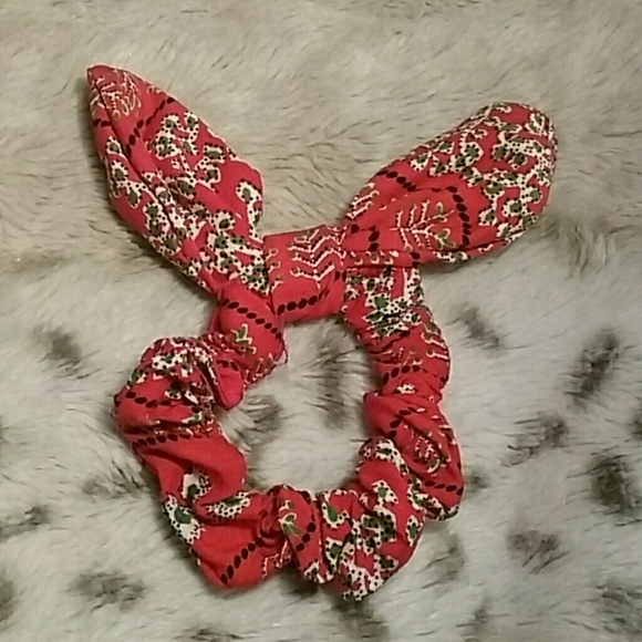 ☆SOLD!☆ Scrunchies - Picture 6 of 7